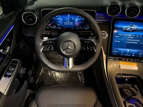 New 2026 Mercedes-Benz GLC 300 4MATIC image 13