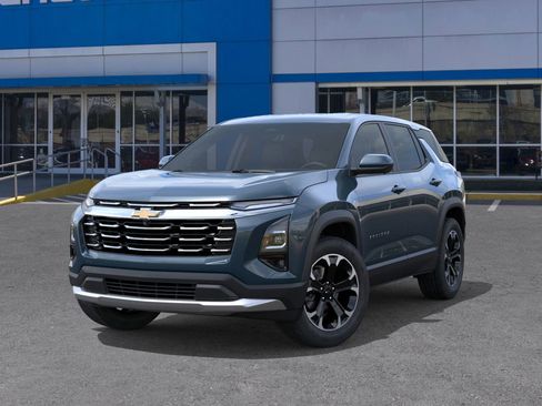 New 2026 Chevrolet Equinox LT image 6