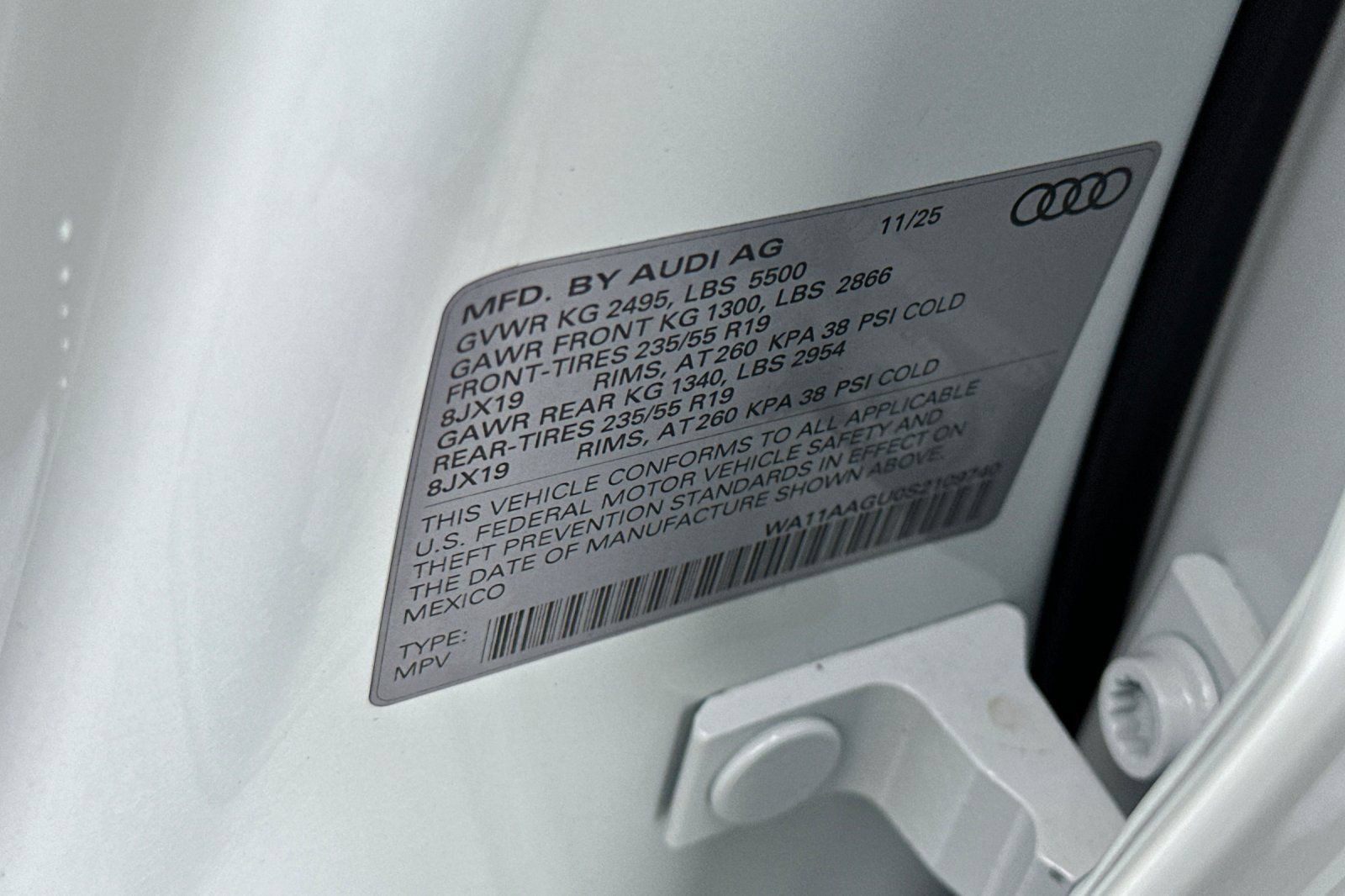 Used 2025 Audi Q5 Premium w/ Convenience Package AWD/4WD image 26
