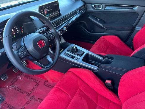 Used 2024 Honda Civic Type R image 11