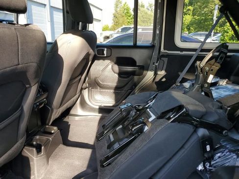 Used 2021 Jeep Wrangler Unlimited Sport AWD/4WD image 10
