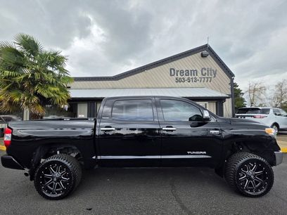 Used 2016 Toyota Tundra Limited w/ Limited Premium Package