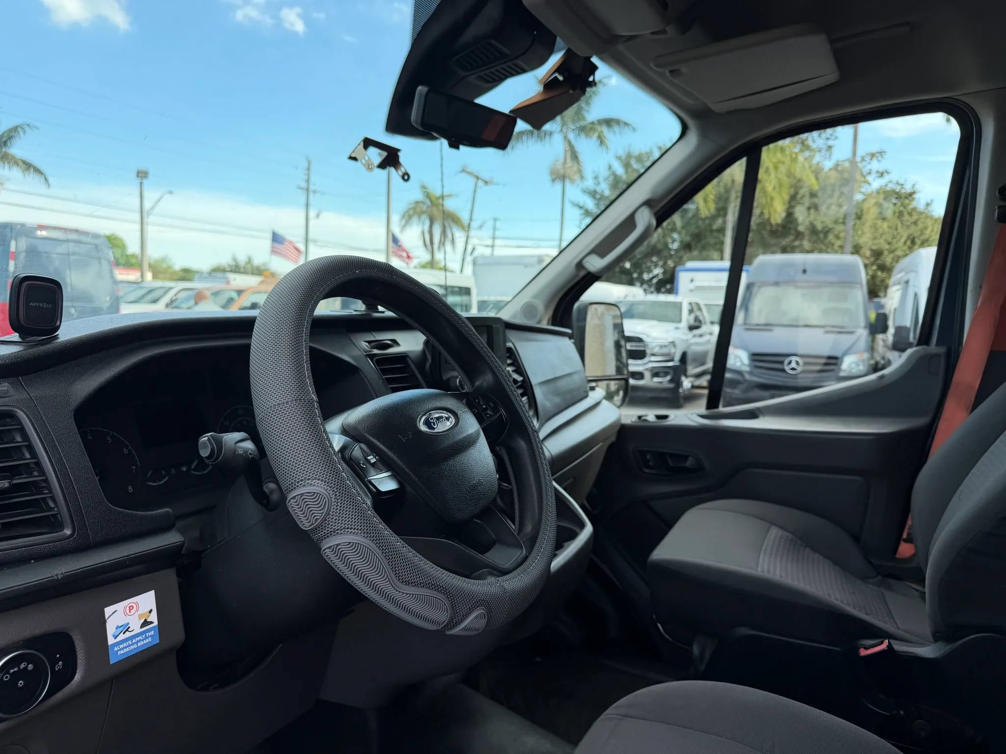 Used 2020 Ford Transit 250 148 High Roof Extended RWD image 11