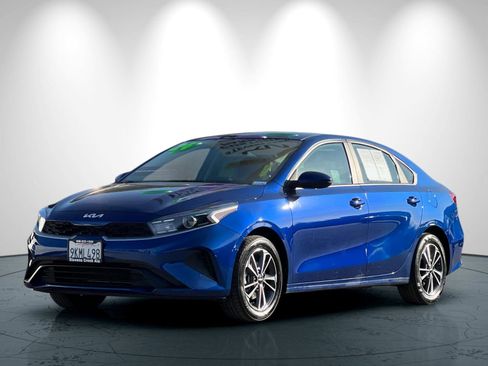 Certified 2024 Kia Forte LXS image 8