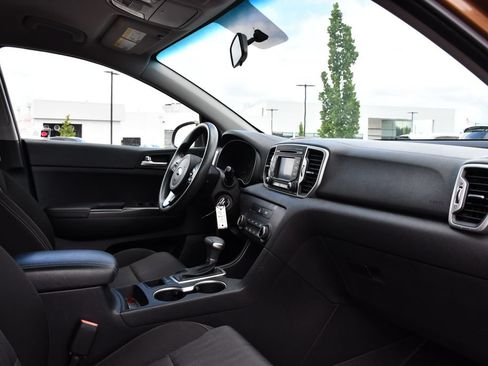 Used 2017 Kia Sportage LX AWD/4WD image 30