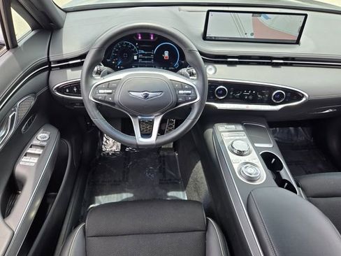 Used 2023 Genesis GV70 2.5T w/ Sport Prestige Package AWD/4WD image 12