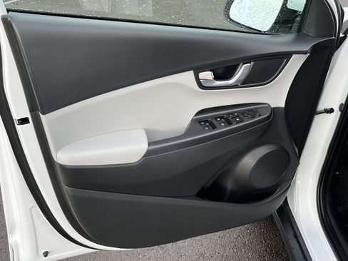 Certified 2023 Hyundai Kona SE image 16