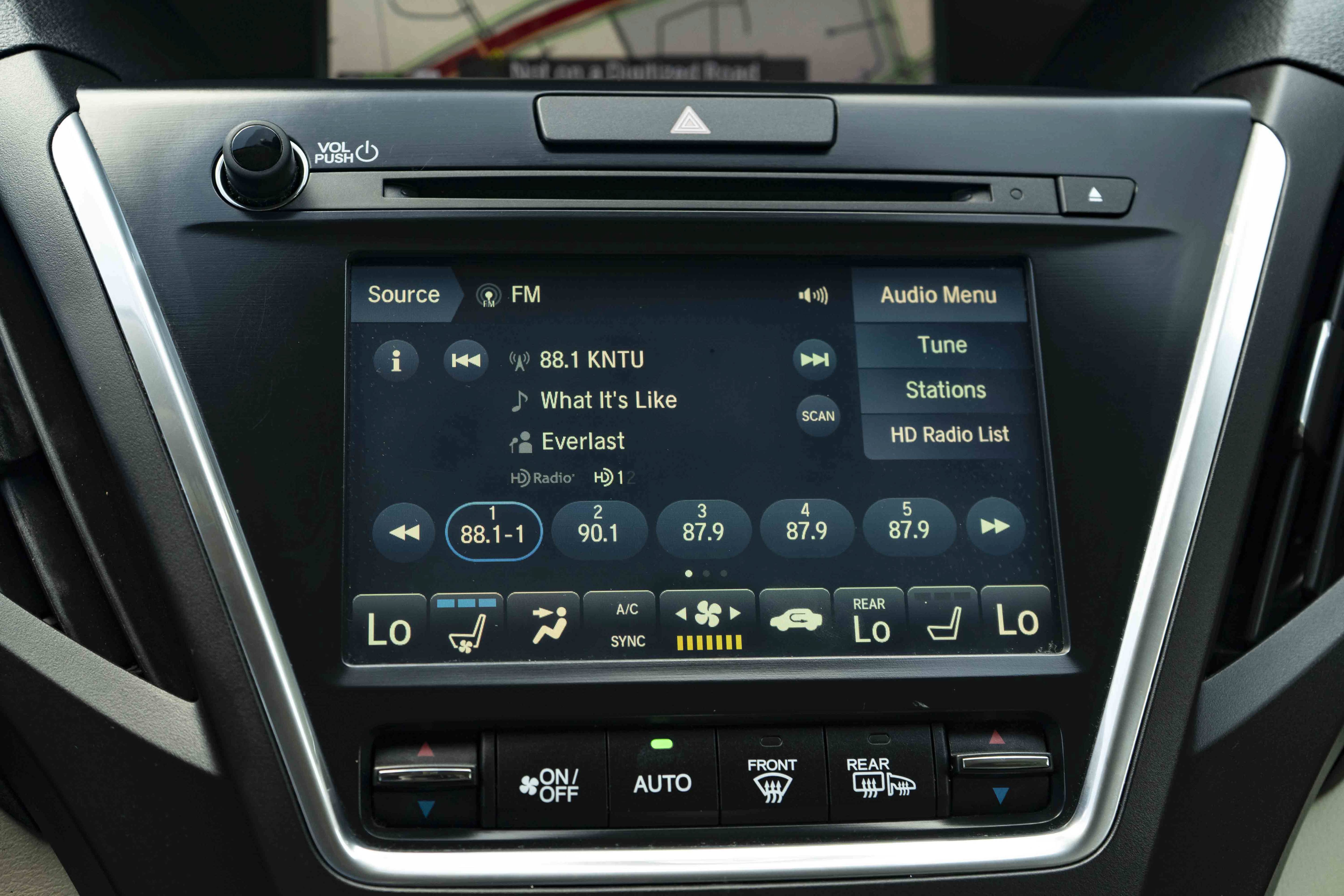 Used 2018 Acura MDX w/ Advance Package FWD image 30