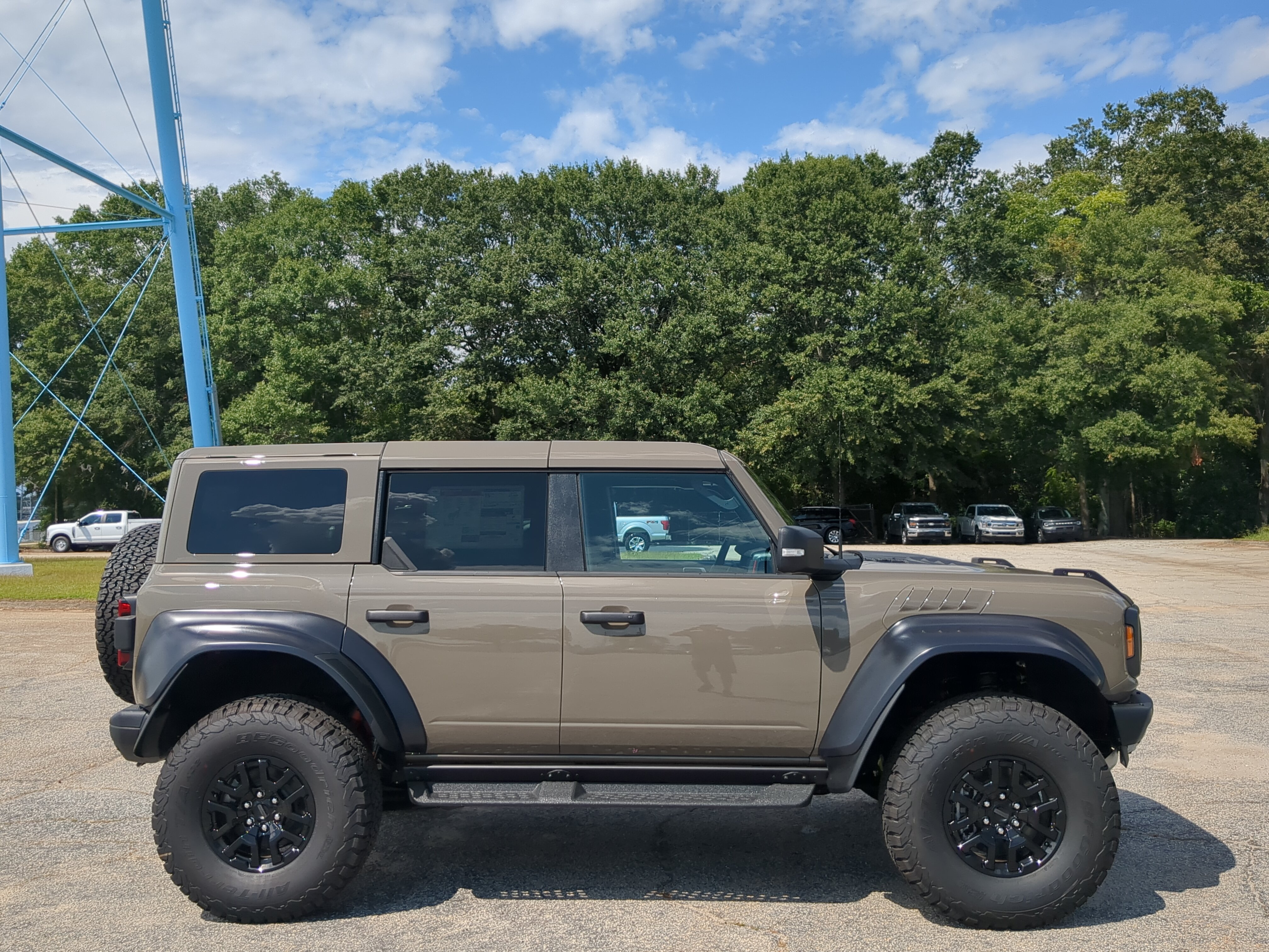 New 2026 Ford Bronco Raptor w/ Interior Carbon Fiber Pack AWD/4WD image 2
