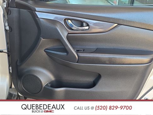 Used 2019 Nissan Rogue SV w/ Sun & Sound Touring Package FWD image 26