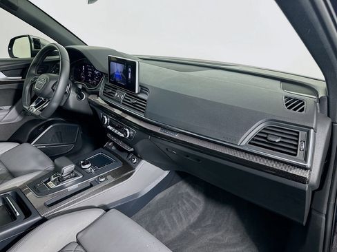 Used 2018 Audi SQ5 Premium Plus w/ Navigation Package AWD/4WD image 30