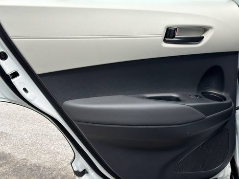 Used 2026 Toyota Corolla Cross L FWD image 20