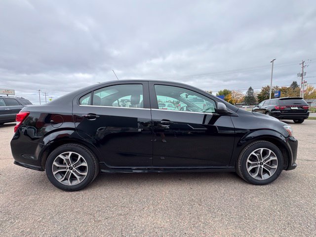 Used 2018 Chevrolet Sonic LT w/ Convenience Package FWD image 8