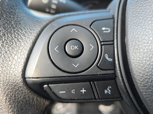 Used 2025 Toyota RAV4 LE image 18