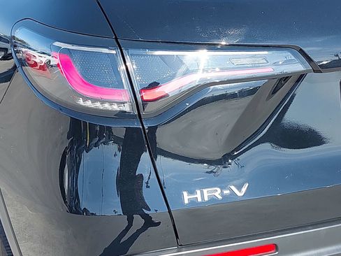Certified 2024 Honda HR-V Sport image 33
