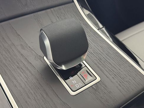 New 2026 Land Rover Range Rover Velar S image 16