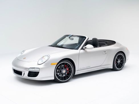 Used 2012 Porsche 911 Carrera 4 GTS image 1