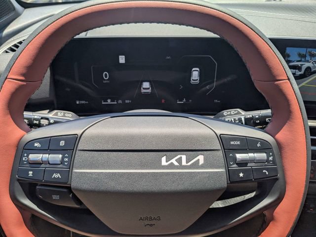 New 2026 Kia Sportage SX FWD image 32