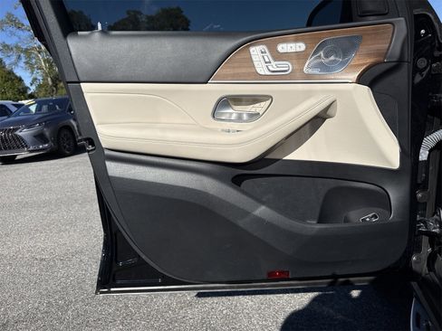 Used 2023 Mercedes-Benz GLS 450 GLS 450 image 45