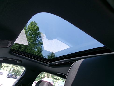 Used 2021 Audi A4 2.0T Premium image 8