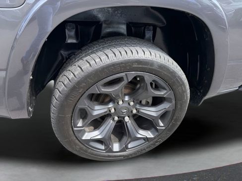 Used 2023 RAM 1500 Limited AWD/4WD image 15