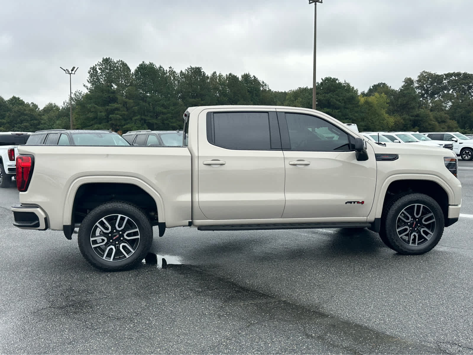 Used 2026 GMC Sierra 1500 AT4 w/ AT4 Premium Package AWD/4WD image 6