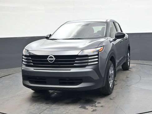 Certified 2026 Nissan Kicks S FWD image 13