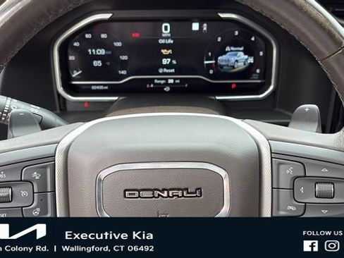 Used 2022 GMC Sierra 1500 Denali w/ Denali Reserve Package AWD/4WD image 16