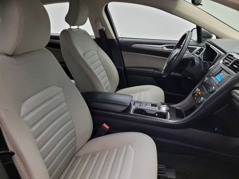 Used 2018 Ford Fusion S FWD image 21
