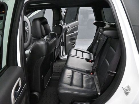 Used 2021 Jeep Grand Cherokee Limited AWD/4WD image 30