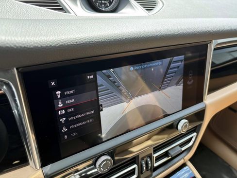 Certified 2026 Porsche Macan AWD/4WD image 35