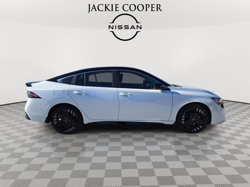New 2026 Nissan Sentra SR w/ SR All Weather Package FWD image 6