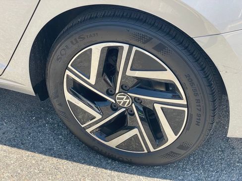 Used 2022 Volkswagen Jetta SEL FWD image 25