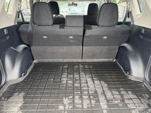 Used 2014 Toyota RAV4 XLE AWD/4WD image 10