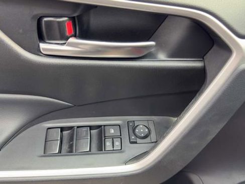Used 2024 Toyota RAV4 XLE Premium image 21