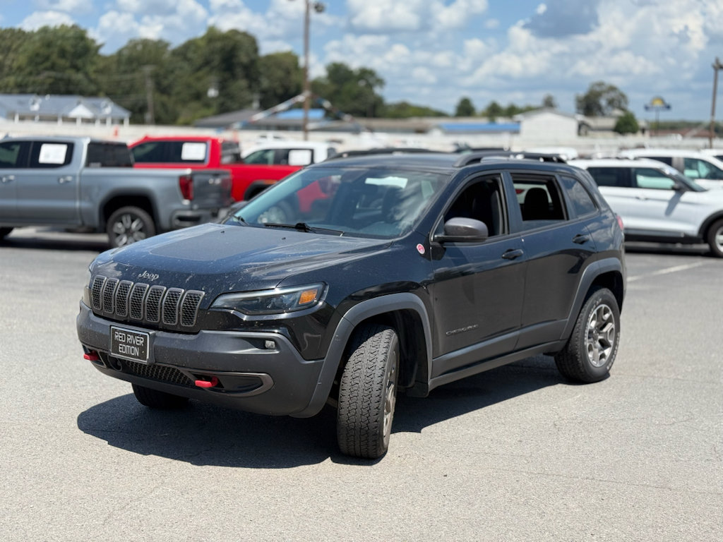 Used 2021 Jeep Cherokee Trailhawk AWD/4WD image 3