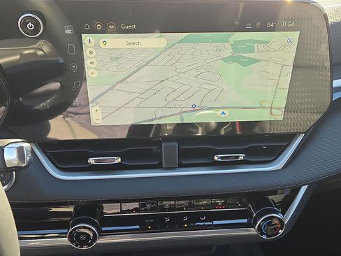 New 2026 Chevrolet Equinox LT w/ Safety and Technology Package image 16