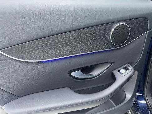 Used 2022 Mercedes-Benz GLC 300 GLC 300 w/ Premium Package Lite image 38