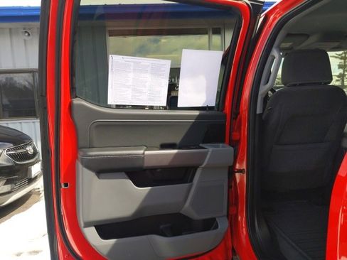 Certified 2022 Ford F150 XLT w/ Equipment Group 302A High image 17