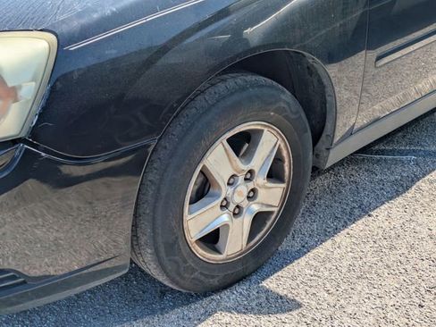 Used 2004 Chevrolet Malibu LS w/ Preferred Equipment Group image 5