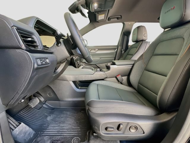 New 2027 GMC Terrain AT4 w/ Convenience Package III AWD/4WD image 15
