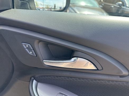 Used 2024 Chevrolet Malibu RS w/ LPO, Floor Liner Package FWD image 39