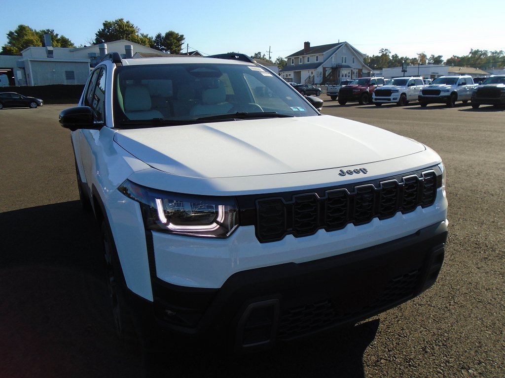 New 2026 Jeep Cherokee Overland w/ Trailer Tow Group AWD/4WD image 2