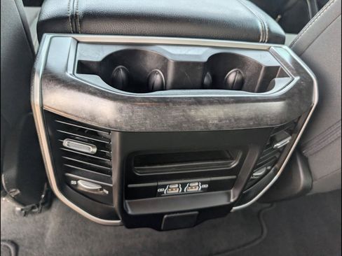 Used 2023 RAM 1500 Big Horn AWD/4WD image 18