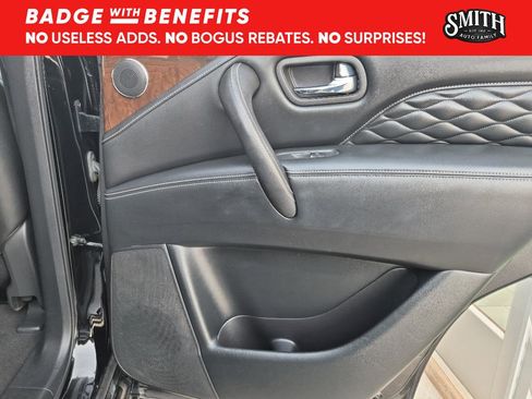 Used 2018 INFINITI QX80 4WD w/ Deluxe Technology Package image 12