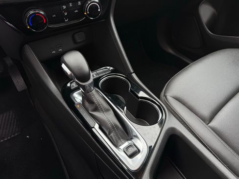 Used 2024 Buick Encore GX Sport Touring image 44