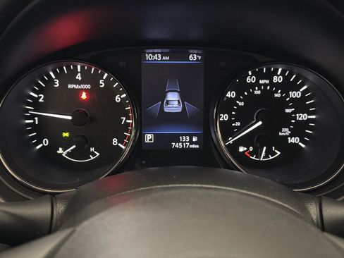 Used 2020 Nissan Rogue SV w/ Premium Package AWD/4WD image 13