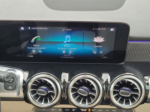 Certified 2022 Mercedes-Benz GLB 250 image 15
