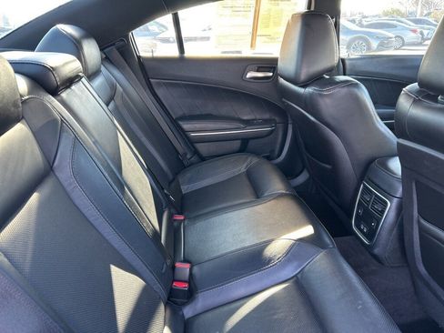 Used 2018 Dodge Charger R/T w/ Plus Group image 21