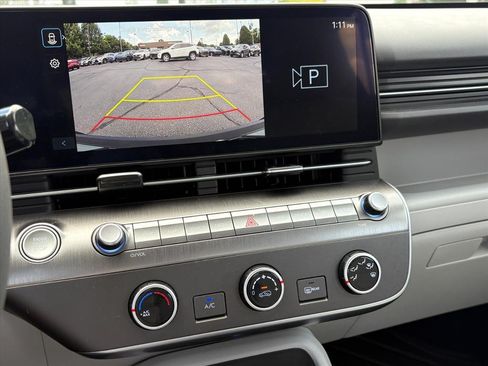 Used 2026 Hyundai Kona SE FWD image 9